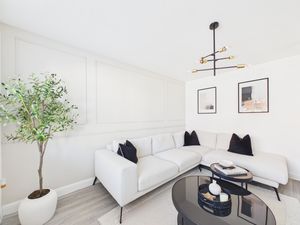 Lounge- click for photo gallery